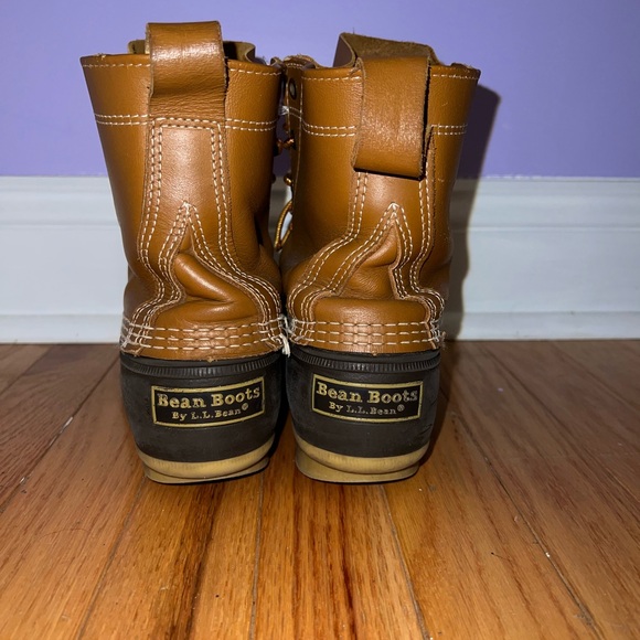 SOLD Women's Bean Boots, 8” - Picture 3 of 5